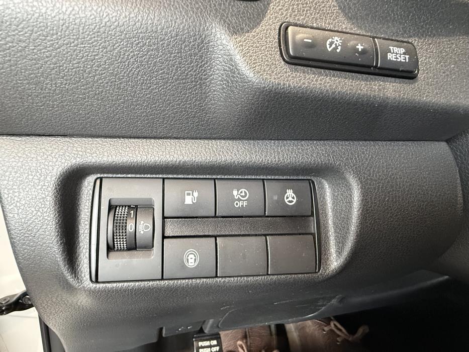 NISSAN Leaf 2023