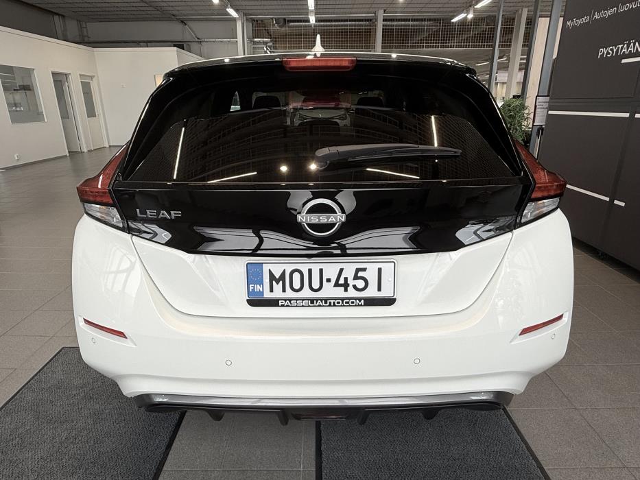 NISSAN Leaf 2023