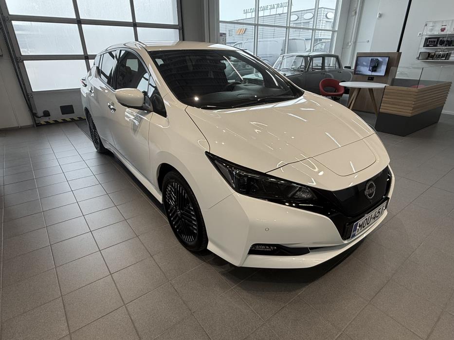 NISSAN Leaf 2023