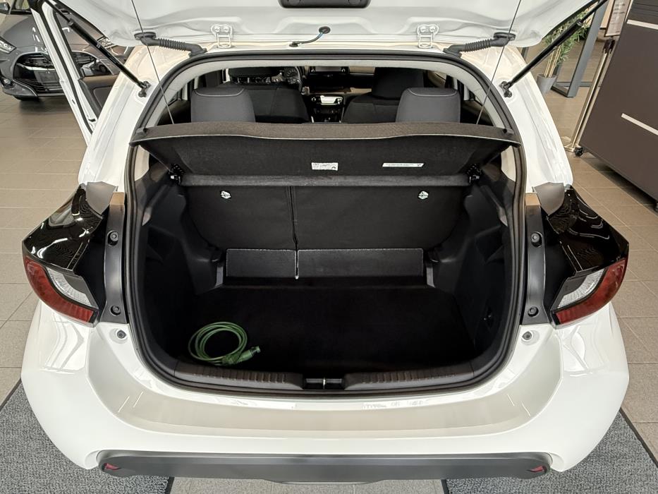 TOYOTA YARIS 2022