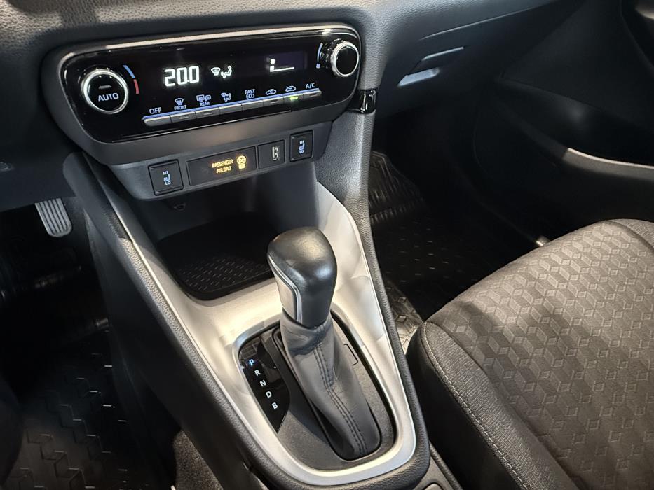 TOYOTA YARIS 2022