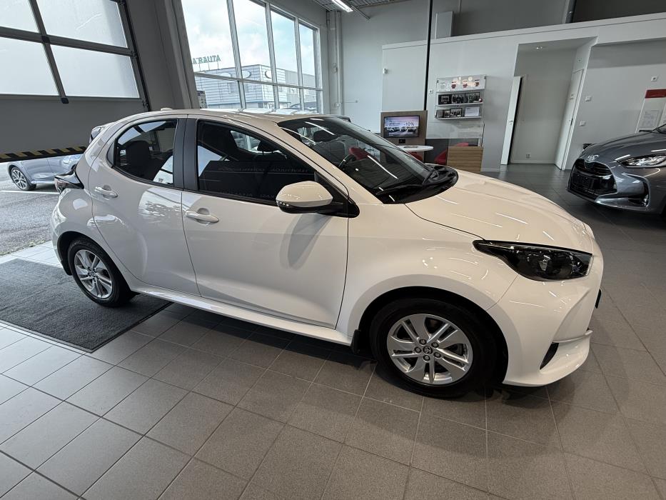TOYOTA YARIS 2022