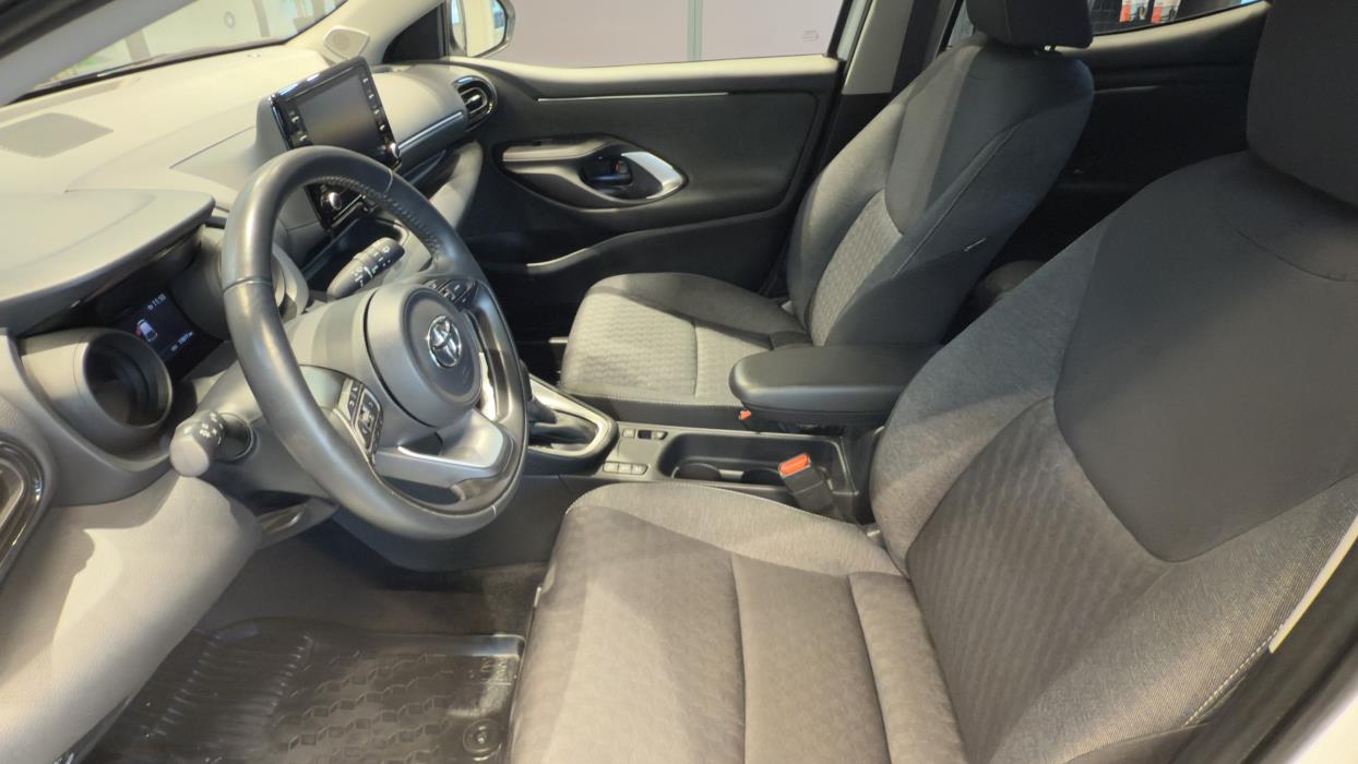 TOYOTA YARIS 2022