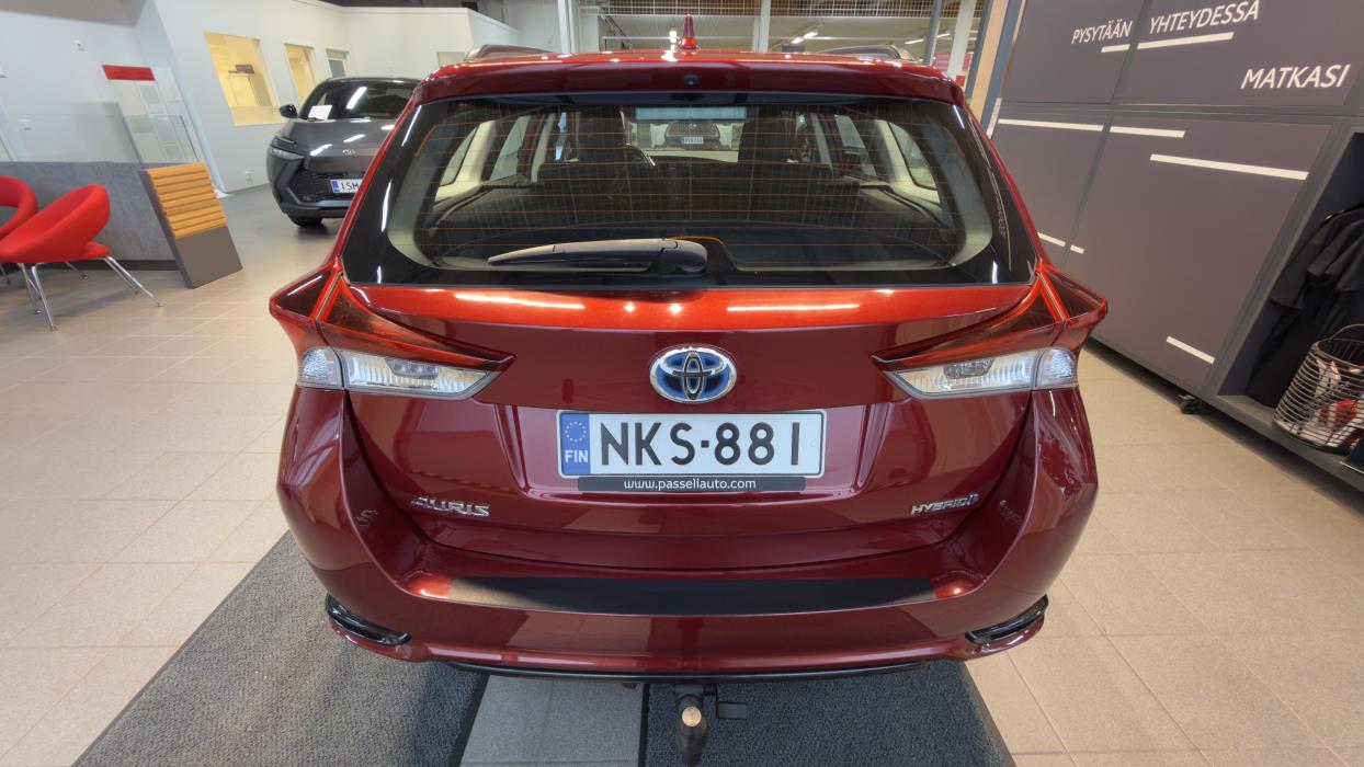 TOYOTA Auris 2017