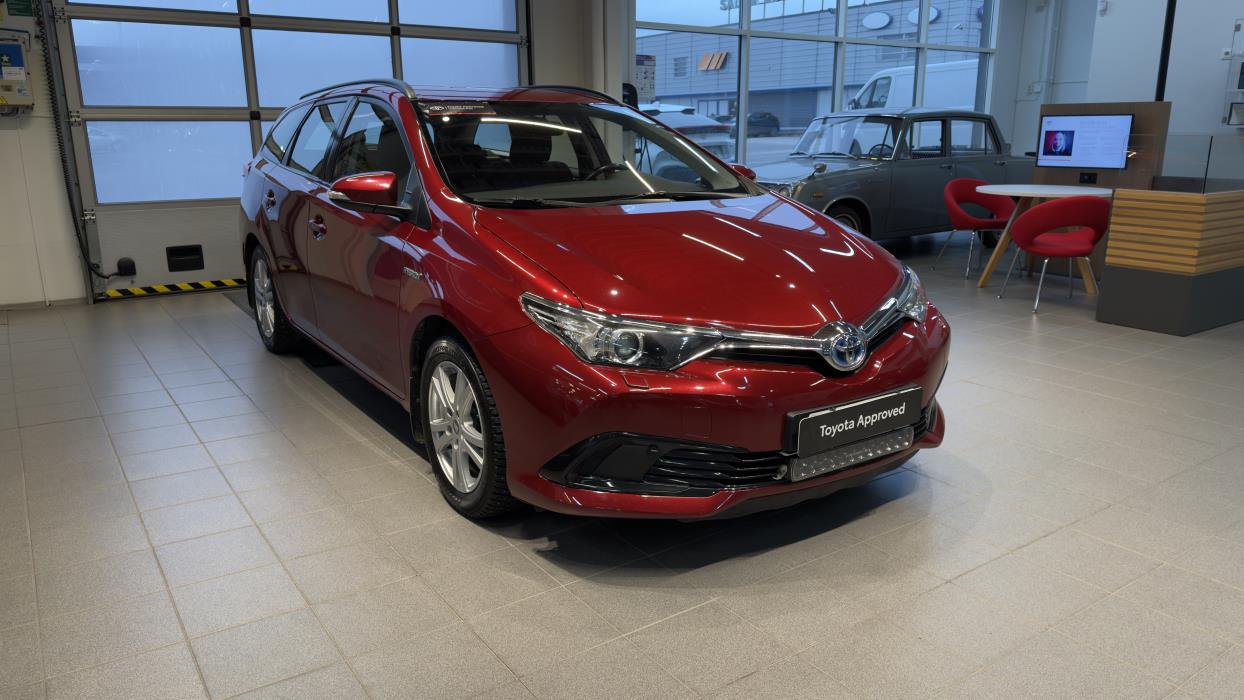 TOYOTA Auris 2017