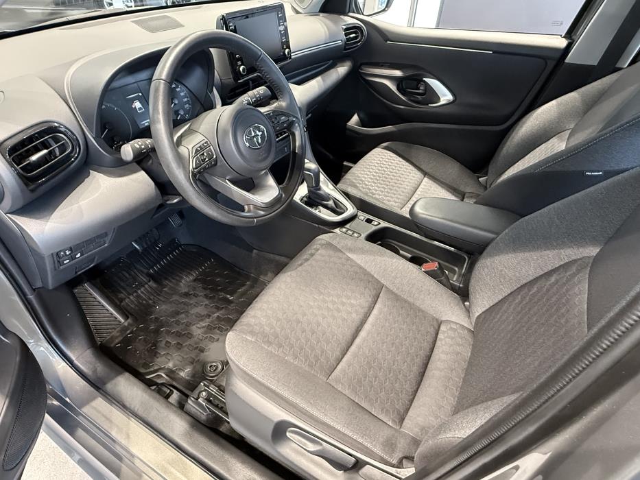 TOYOTA YARIS 2023