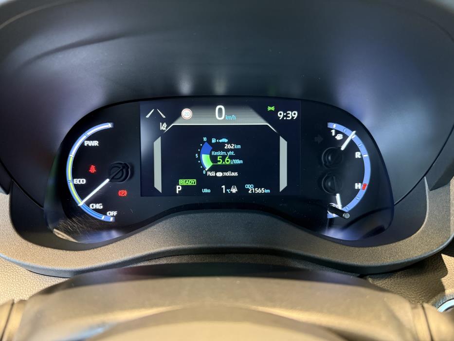 TOYOTA Yaris Cross 2024