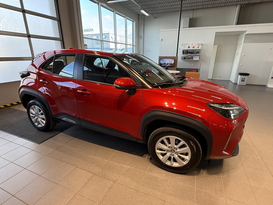 TOYOTA Yaris Cross 2024