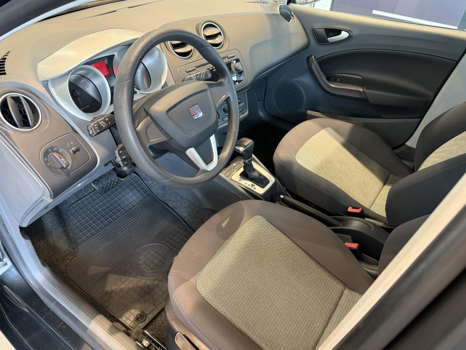 SEAT IBIZA 2010