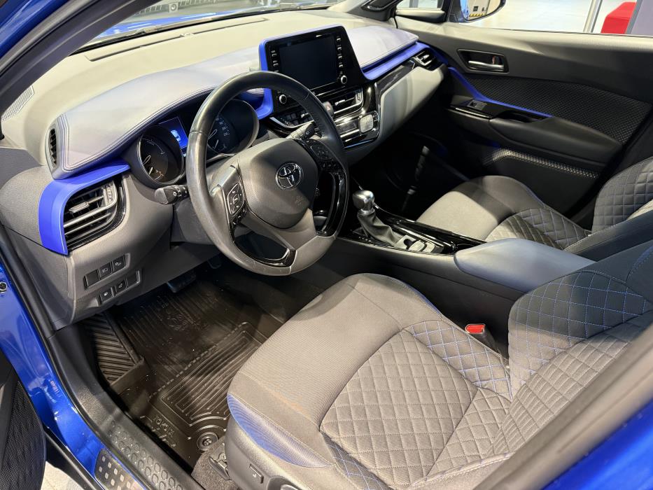 TOYOTA C-HR 2019