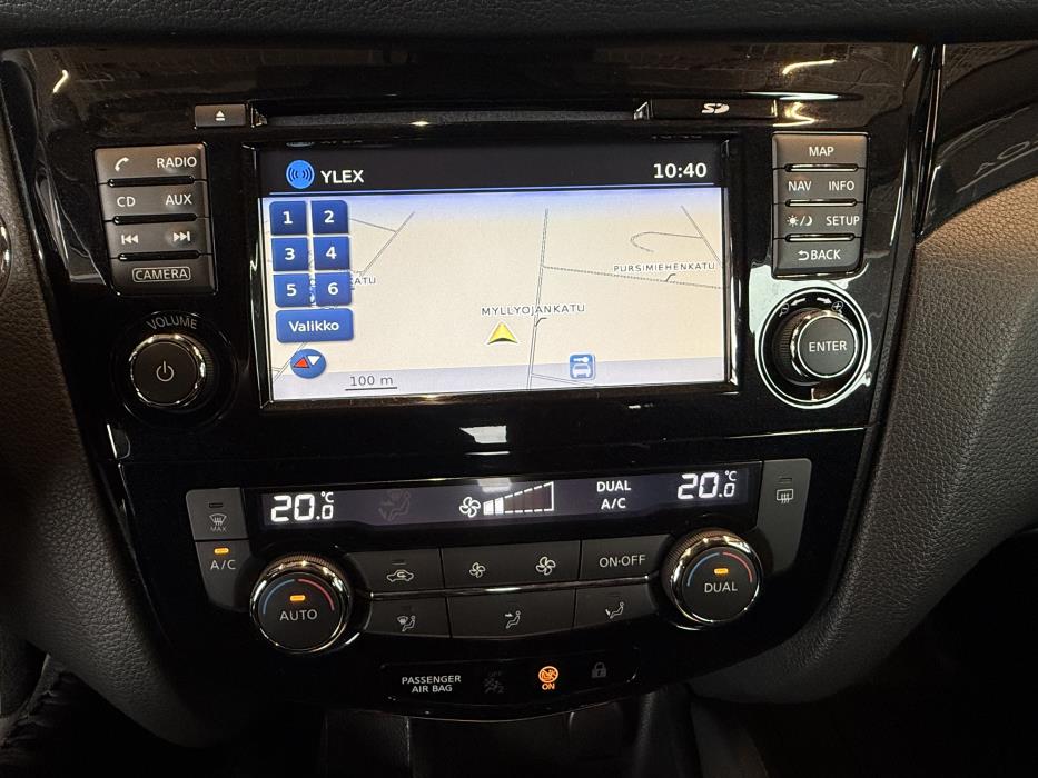 NISSAN Qashqai 2017