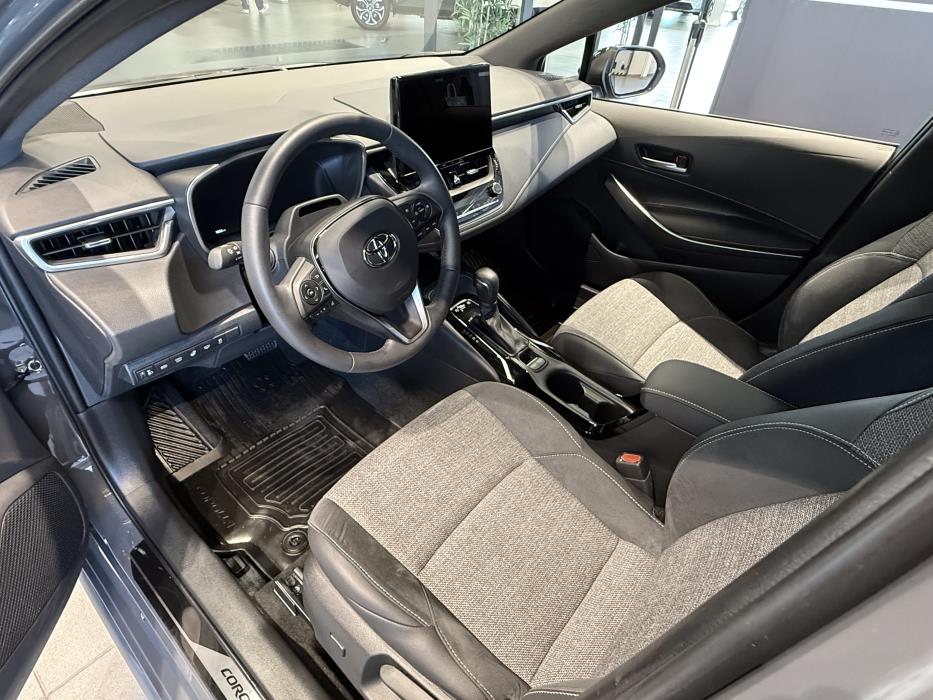 TOYOTA COROLLA 2026