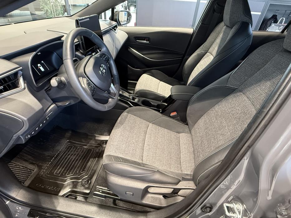 TOYOTA COROLLA 2026