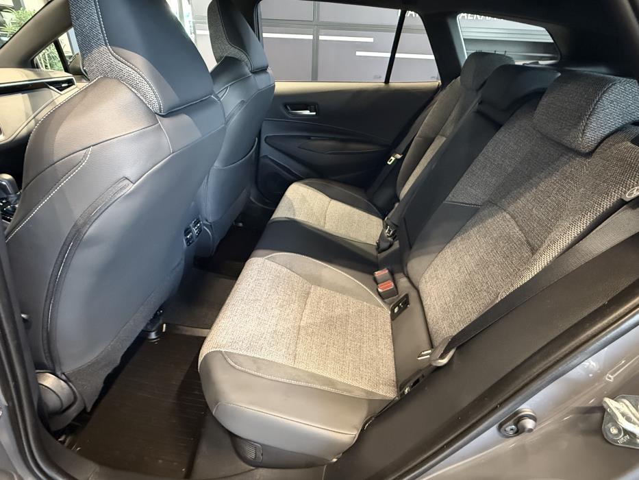 TOYOTA COROLLA 2026