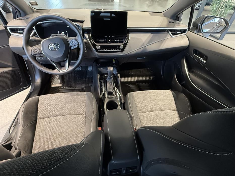 TOYOTA COROLLA 2026