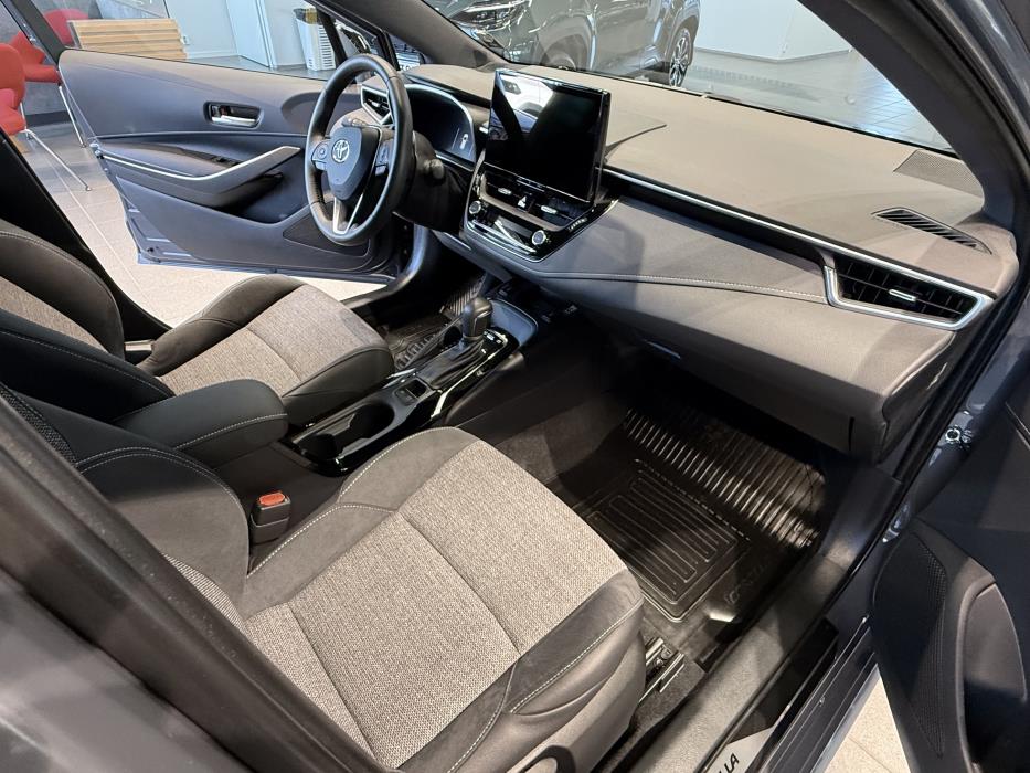 TOYOTA COROLLA 2026