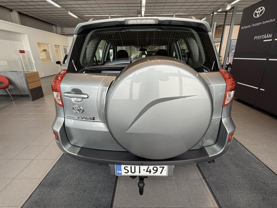 TOYOTA RAV4 2006