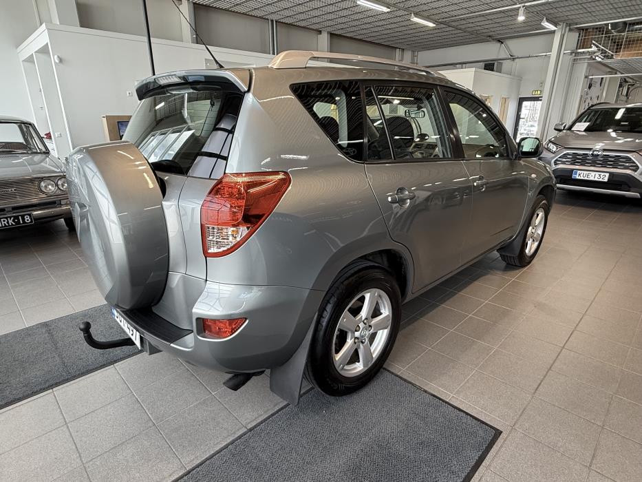 TOYOTA RAV4 2006