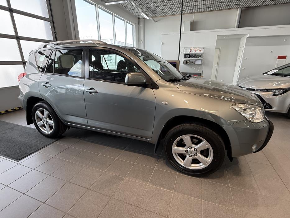 TOYOTA RAV4 2006