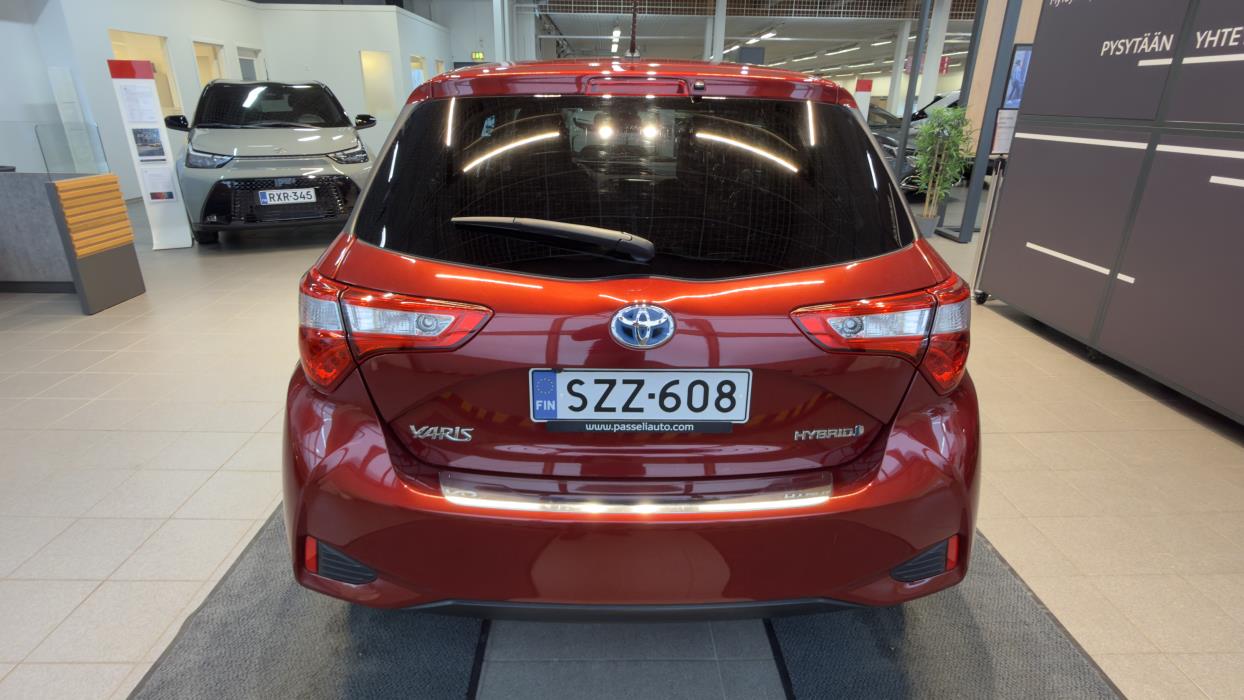 TOYOTA YARIS 2019