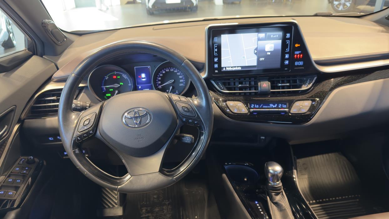 TOYOTA C-HR 2018