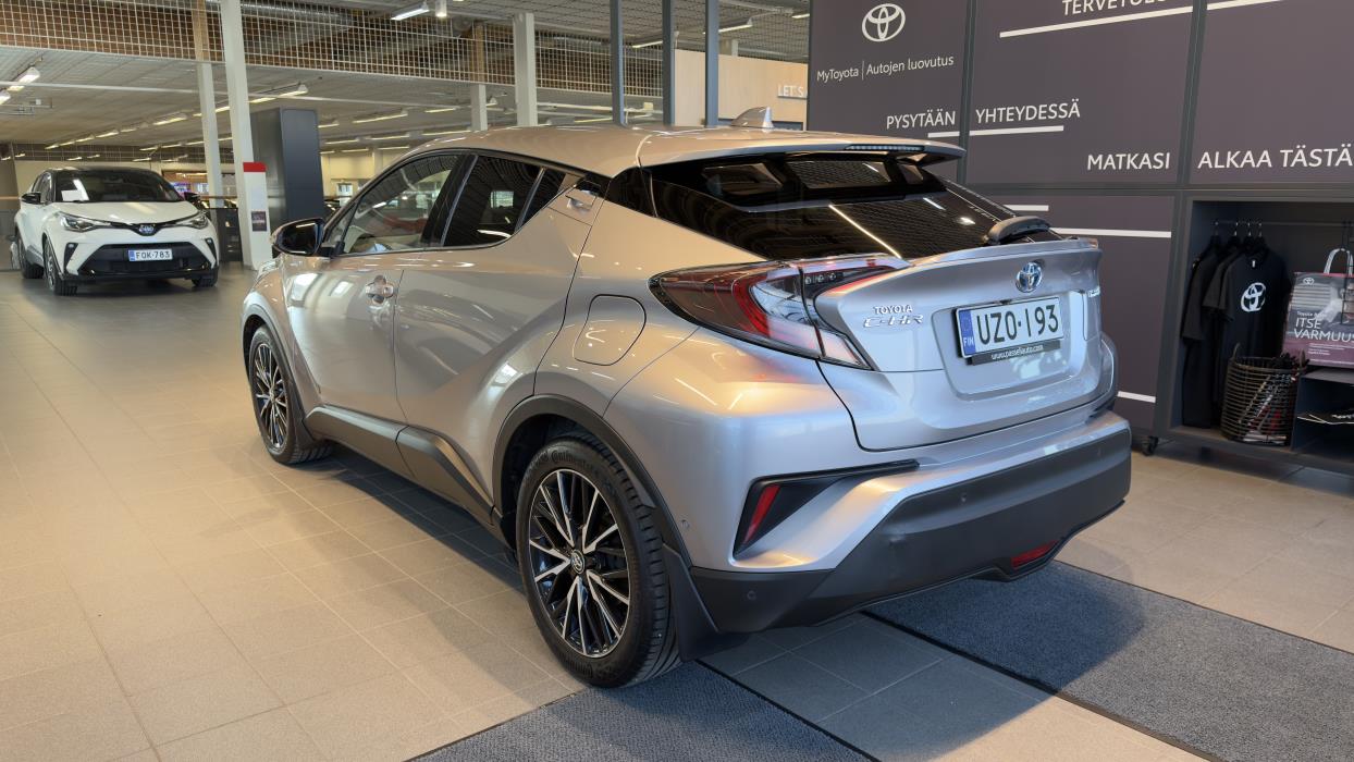 TOYOTA C-HR 2018