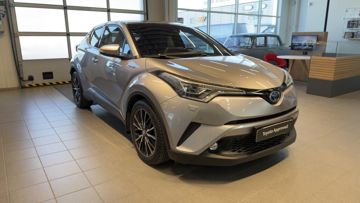 TOYOTA C-HR 2018