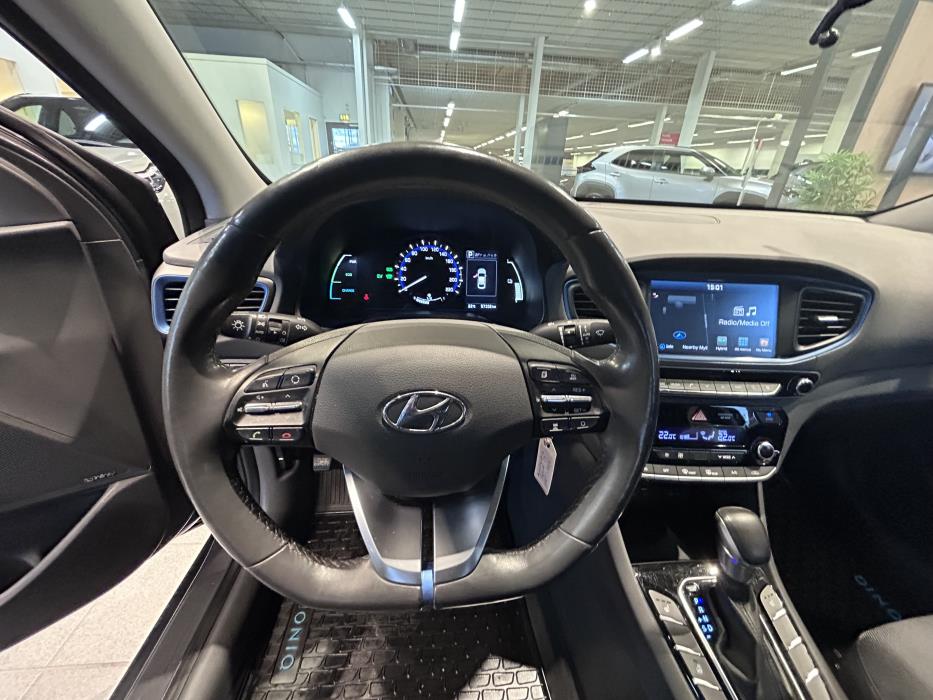 HYUNDAI IONIQ hybrid 2017