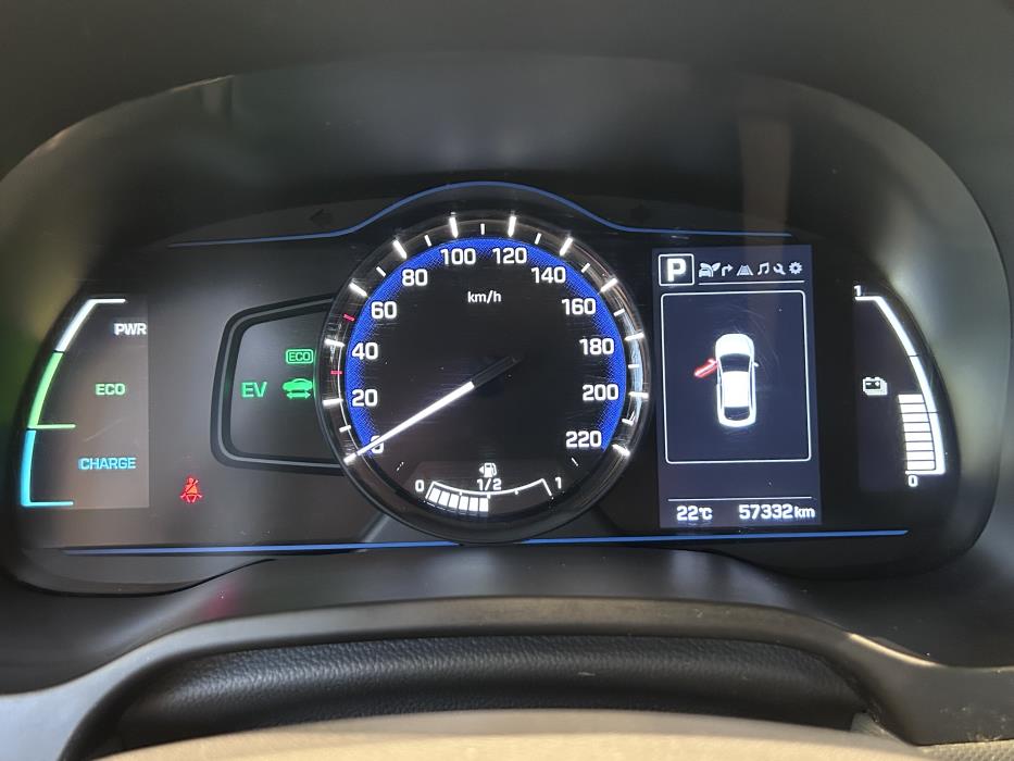 HYUNDAI IONIQ hybrid 2017