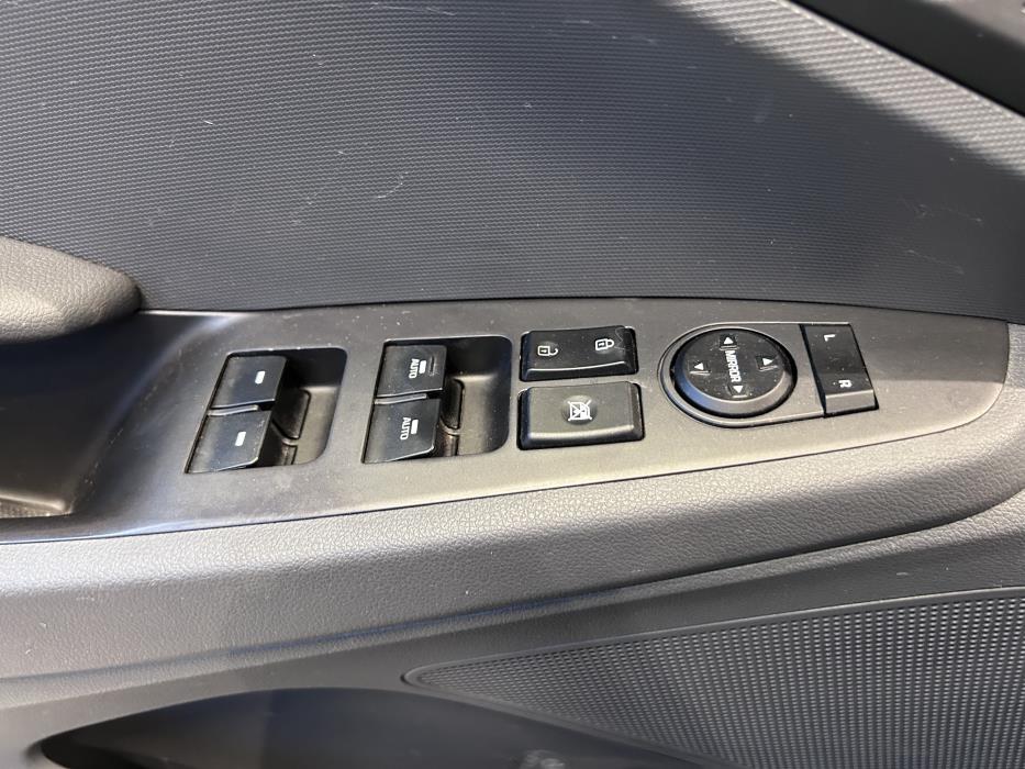 HYUNDAI IONIQ hybrid 2017