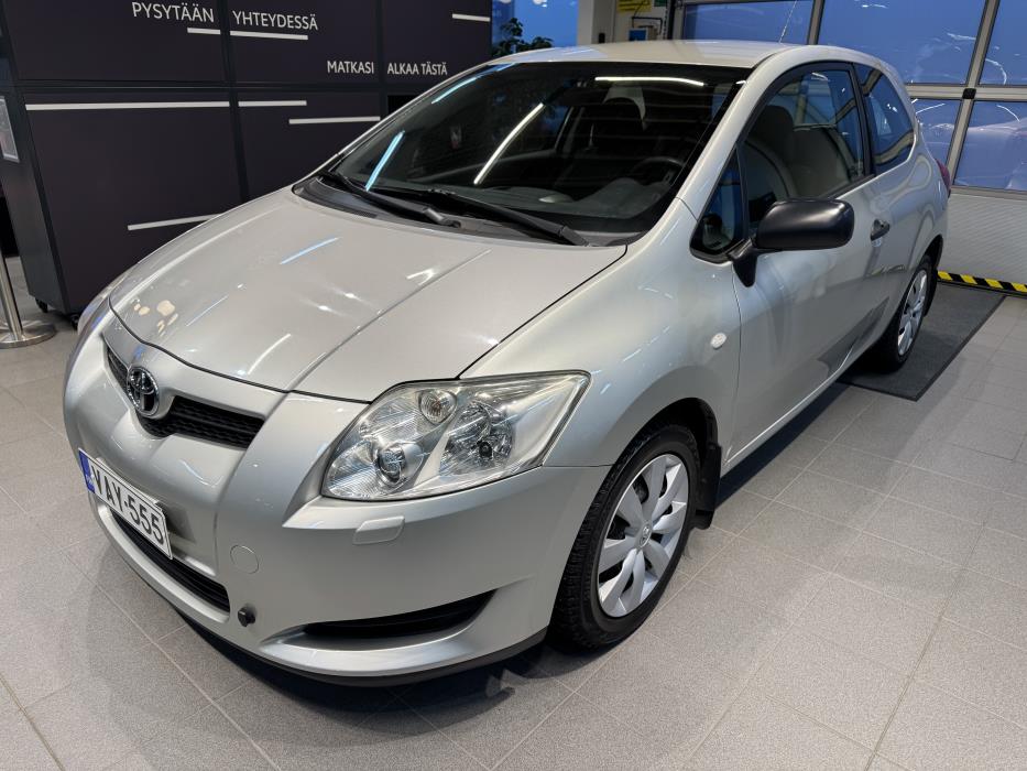 TOYOTA Auris 2007