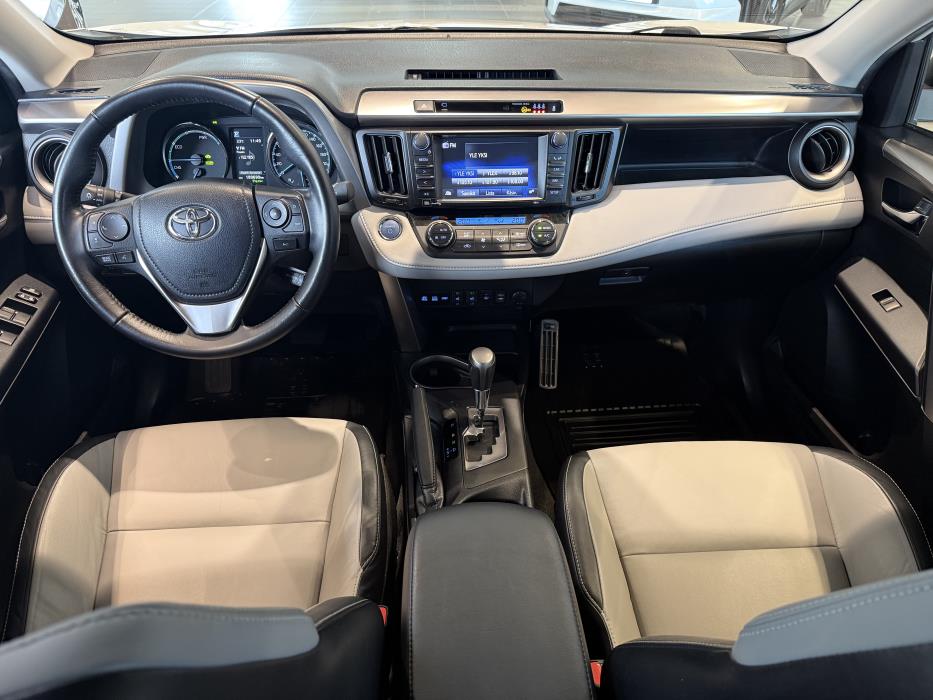 TOYOTA RAV4 2016