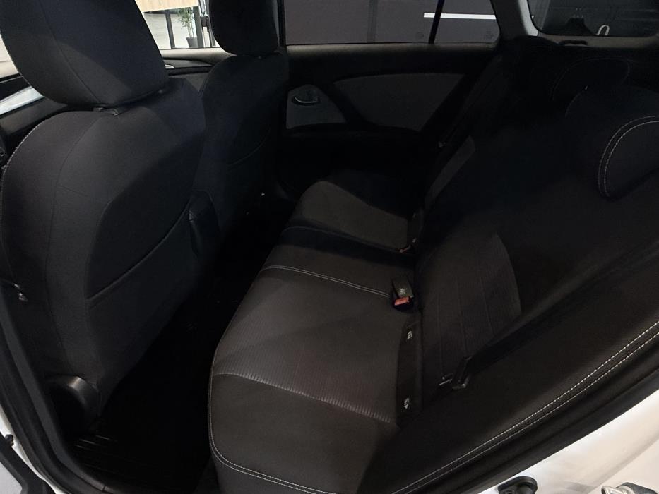 TOYOTA AVENSIS 2017