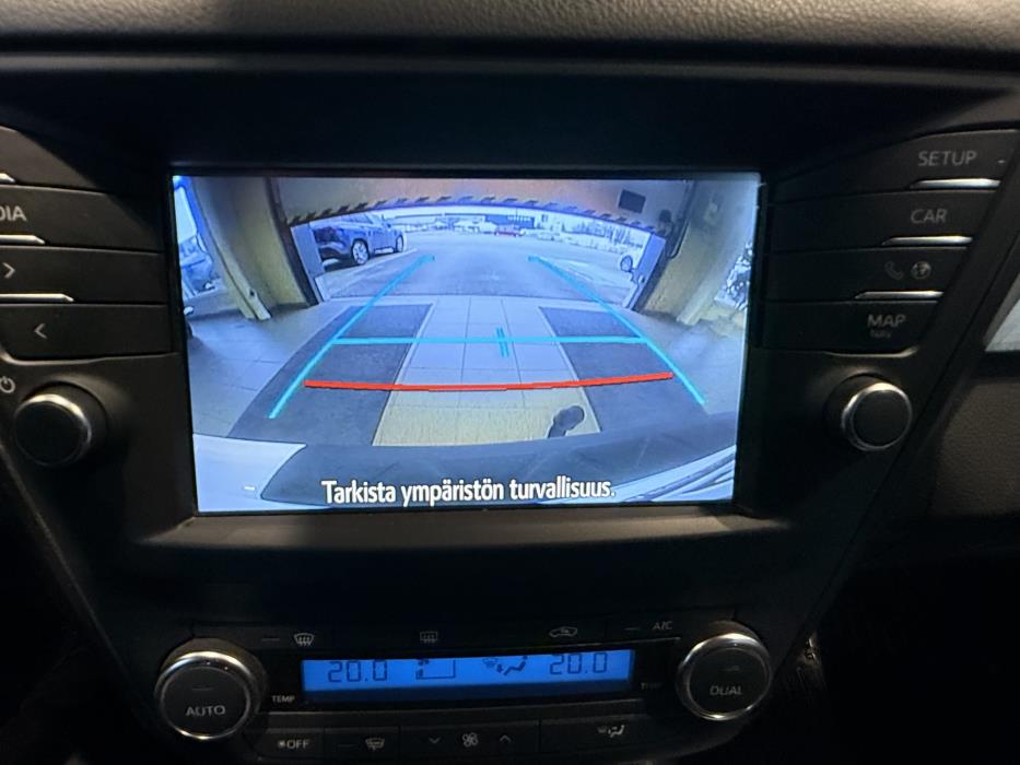 TOYOTA AVENSIS 2017