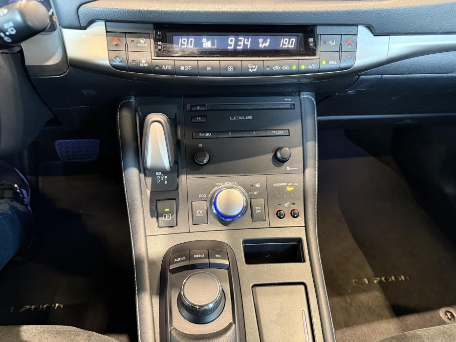 LEXUS CT 2016