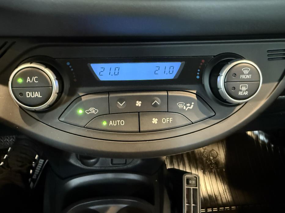 TOYOTA YARIS 2018