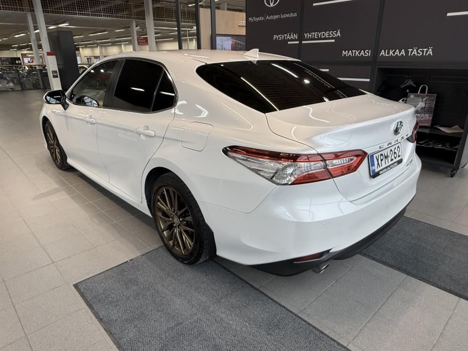 TOYOTA CAMRY 2021