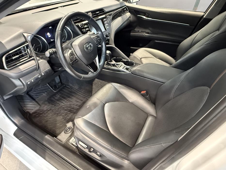 TOYOTA CAMRY 2021