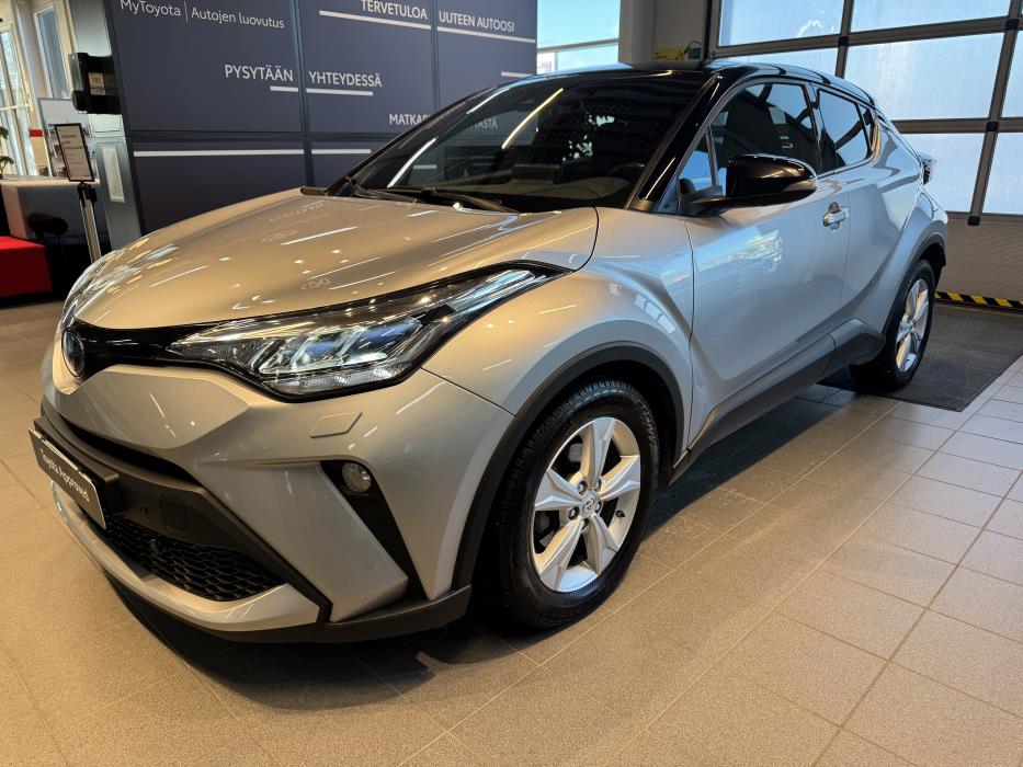 TOYOTA C-HR 2023