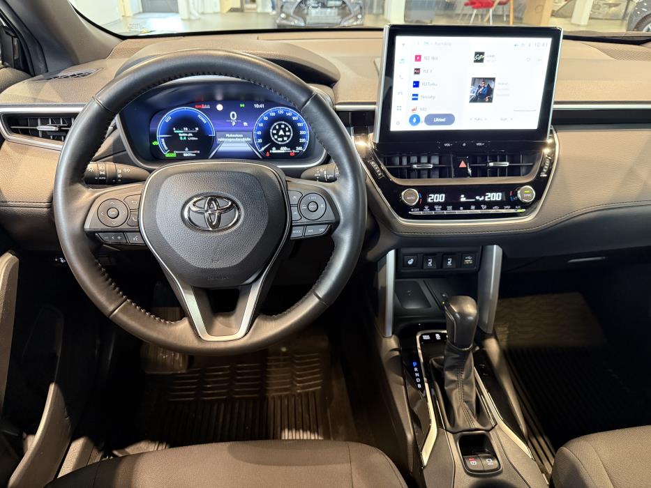 TOYOTA Corolla Cross 2023