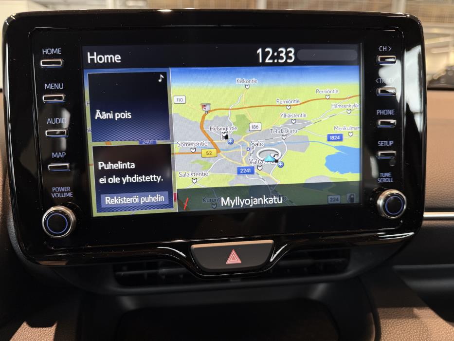 TOYOTA YARIS 2024