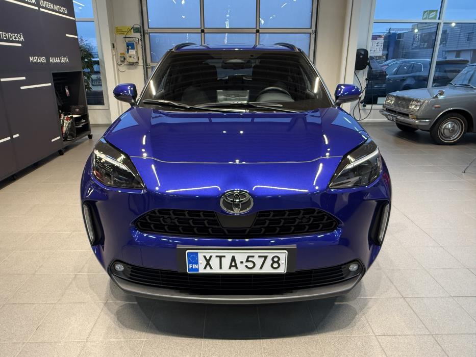 TOYOTA Yaris Cross 2024