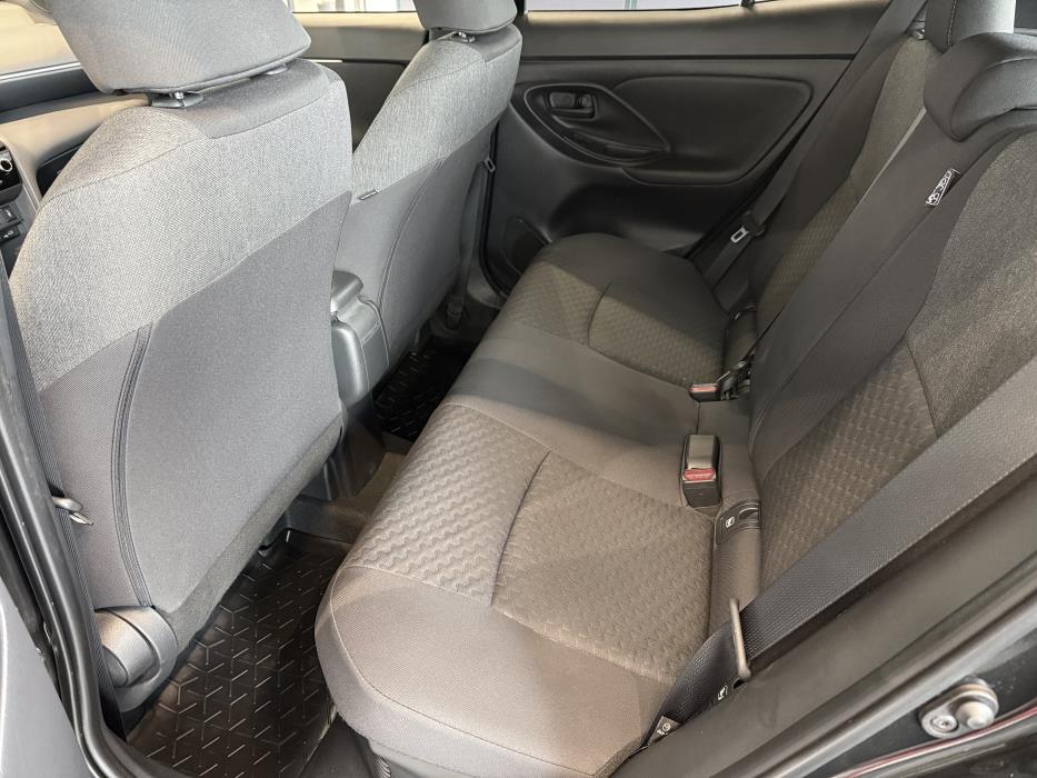 TOYOTA Yaris Cross 2025