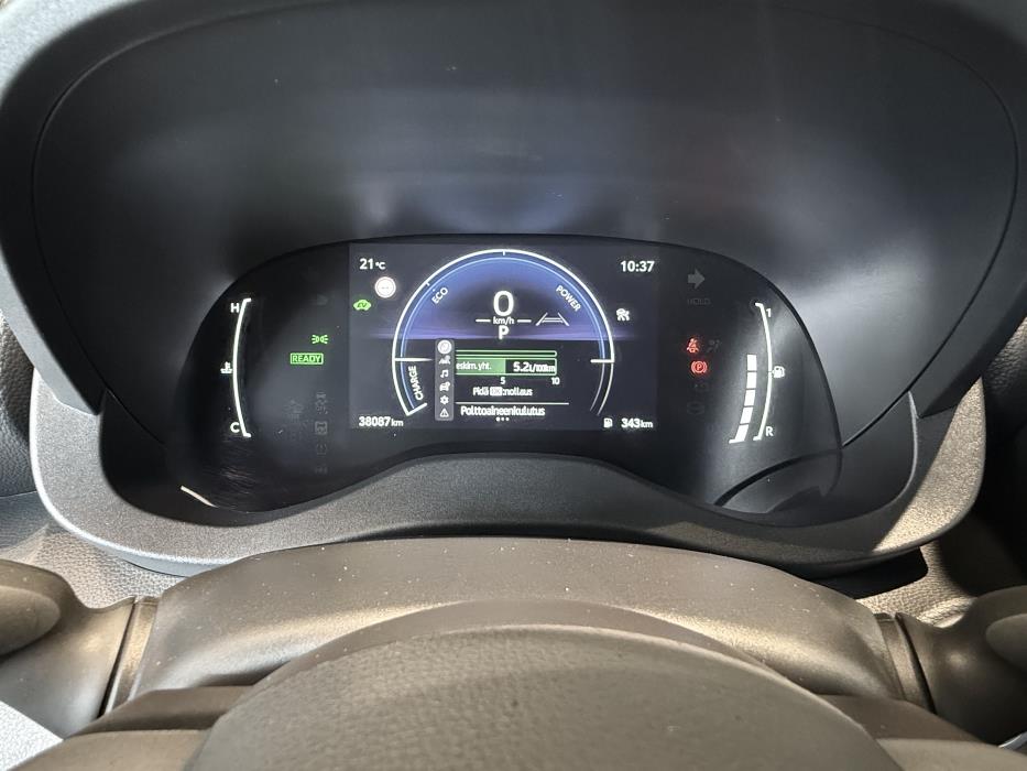 TOYOTA Yaris Cross 2025