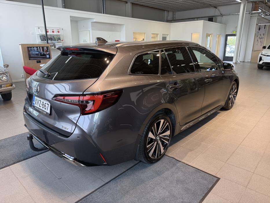 TOYOTA COROLLA 2025
