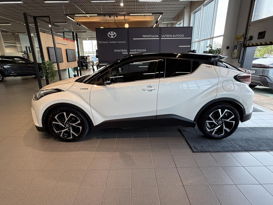 TOYOTA C-HR 2019