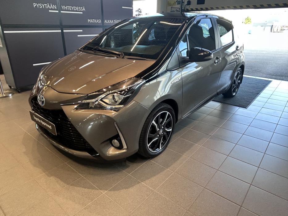 TOYOTA YARIS 0