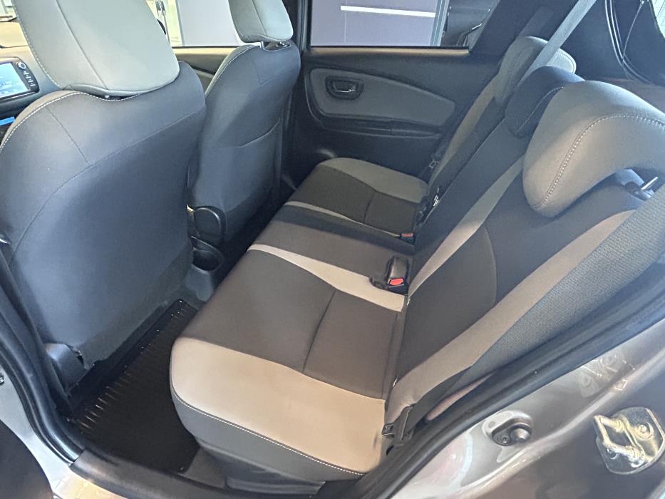 TOYOTA YARIS 0