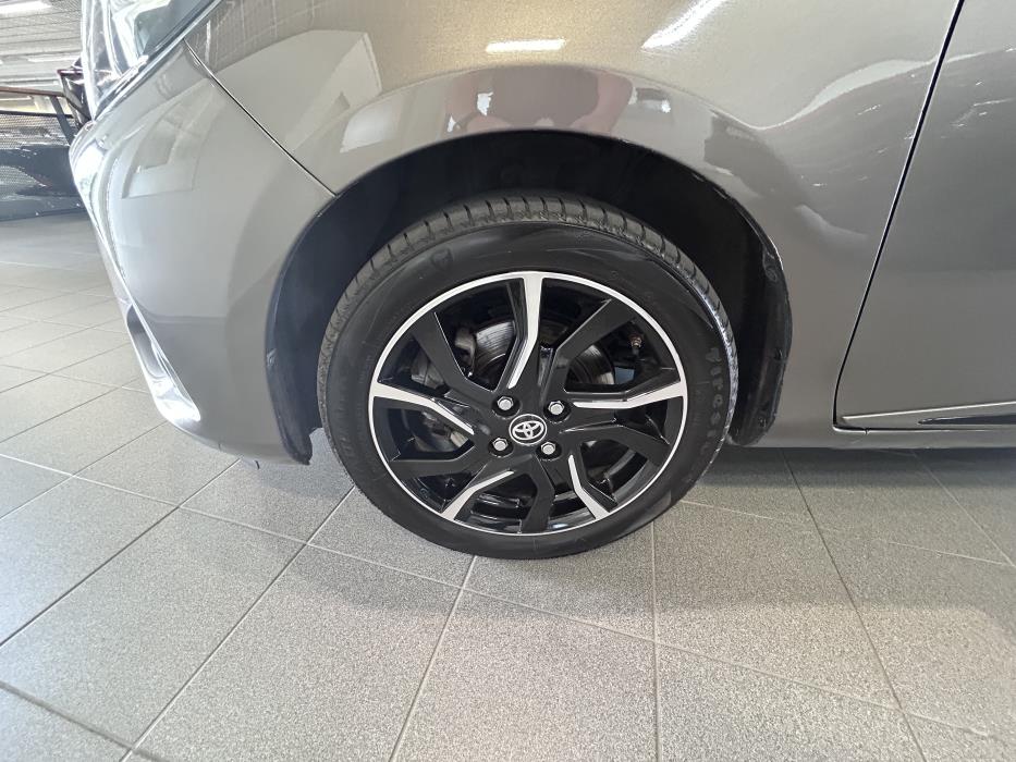 TOYOTA YARIS 0