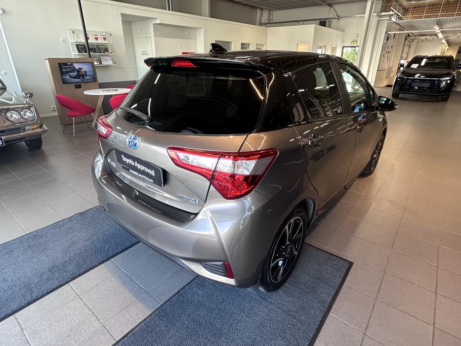TOYOTA YARIS 0